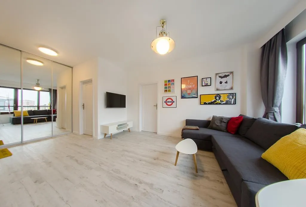 3 City Apartments - White 2 Gdansk 0*,  Poland